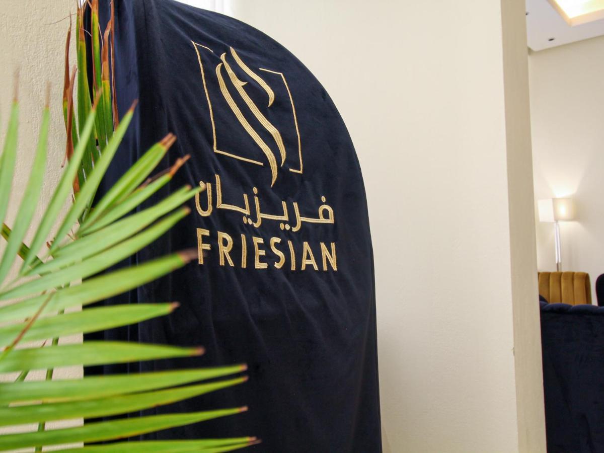 Friesian Hotel Suites Jidda Exteriör bild